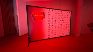 Rollup, fotosienas, tekstila stendi