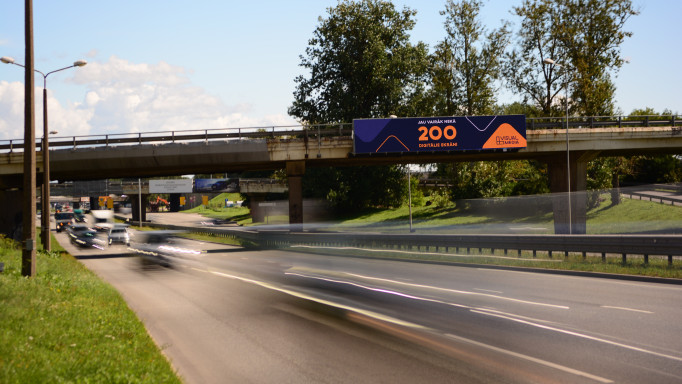 Overpass from Lāčplēša Street to Krasta Street No. 10 (view away from the city center)